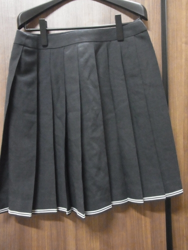 ���R�� �n�u�w�������w�Z �X�J�[�g�P�i W75