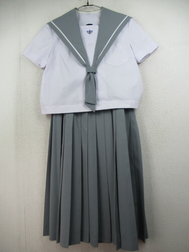 ���ꌧ 9582�@640�@���钆�w �ăZ�[���[�㉺�Z�b�g �O���[�� �O�z�b�N �傫�ߒ݃X�J�[�g