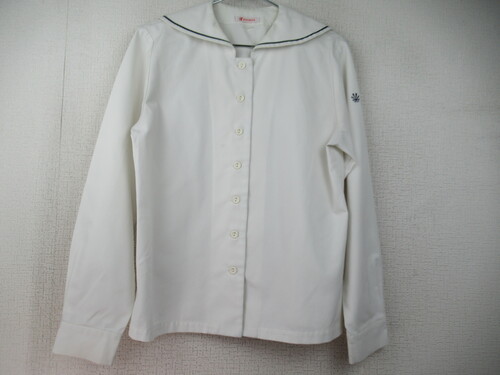 ���ꌧ 9657�@320�@�v���ْ��w ���ԃZ�[���[�㒅 �O�{�^��