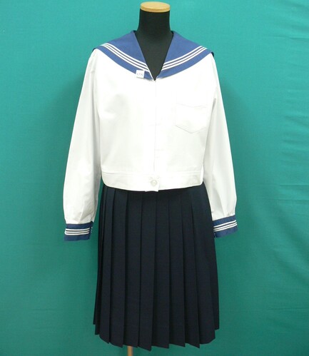 �ޗǌ� #1792�@�s�V�����w�Z�t���G����3�{���C���̒��ԃZ�[���[�Z�b�g�@�O�J���y�傫�ȃT�C�Y�z