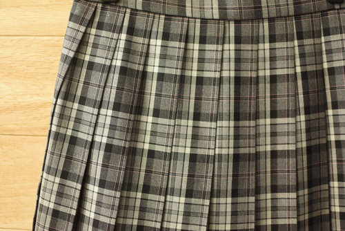  c�����i��SweetTeen���q�w������ �l�C�`�F�b�N�� �~�X�J�[�gW66L45���O���[ �s��