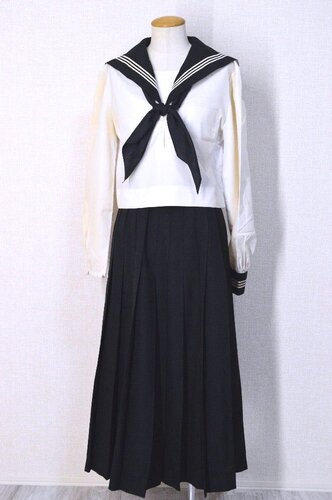  ���É����� �O���k�����w�Z ���}�[�N���Z�[���[���ԕ� �����O�v���[�c�X�J�[�g��T6111