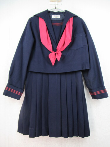 �F�{�� 9723�@1070�@���[�e���w�@ �~�Z�[���[�㒅���W�����X�J ��100���ԃX�J�[�t�t