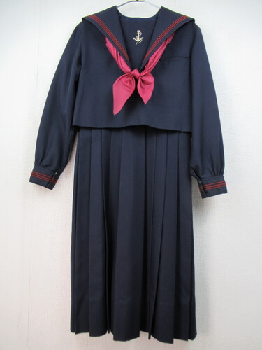 ������ 9725�@1010�@�������w�@ �~�Z�[���[�㒅���W�����X�J �ԃX�J�[�t�t