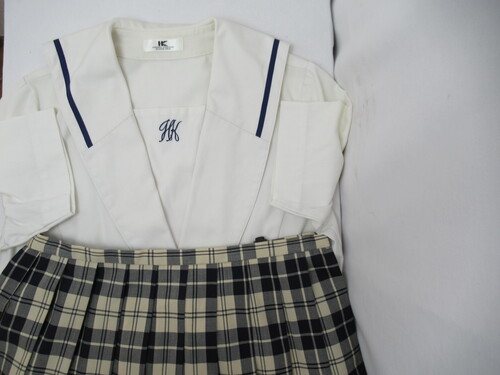 �F�{�� 9752�@590�@�傫�ȃT�C�Y�I�G�x�ٍ��Z �ăZ�[���[�㉺�Z�b�g HIROKOKOSHINO