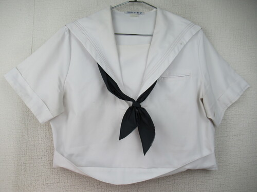 ������ 9819�@230�@����T�C�Y�I�ăZ�[���[�㒅 �g���_ ���X�J�[�t�t