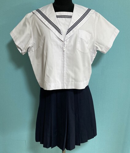 ���{ 3-153���򍲖�s���@���쒆�w�Z����3�{���C���̉ăZ�[���[�Z�b�g�@�T�C�Y17�y����T�C�Y�z