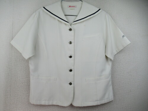 [�s��] 9846�@230�@�ăZ�[���[�㒅 KANKO �O�{�^��