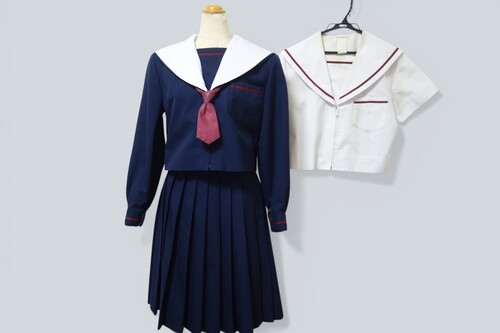 ���{ 520�����s�� �ۗz���w�Z�����݃J�o�[�t �~�Z�[���[�㉺�E�w��^�C�E�ăZ�[���[�たL�EW71