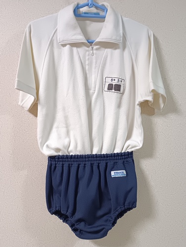 ������ ���w���q�@���E�̑���[003106]