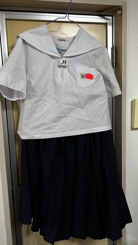 [�s��] �s���@�ăZ�[���[�ƉăX�J�[�g�@�s���T�C�Y