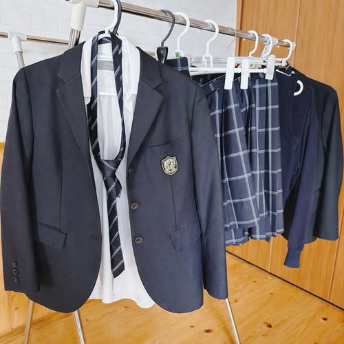 �F�{�� �F�{�@�������Z�@����