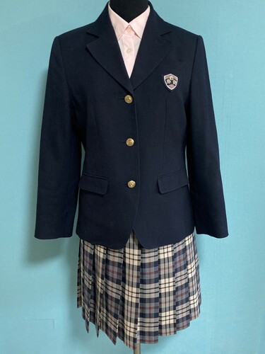 ���{ 4-1���l����w�����Z��Benetton�@�u���U�[�����~�Z�b�g�@�T�C�Y9