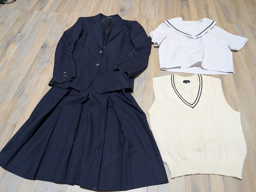 ���R�� ���R������{�����w�Z ���q�����㉺�Z�b�g �傫���T�C�Y