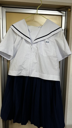 [�s��] �s���@�ăZ�[���[�ƉăX�J�[�g�@LT�T�C�Y