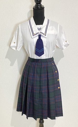  �����s  �ߐ썂���w�Z �y���E�t�F���V�A�����w�Z�z�������㉺�Z�b�g