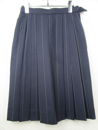 [�s��] 0096�@330�@�ăX�J�[�g �l�EYURIKO ���X�g���C�v