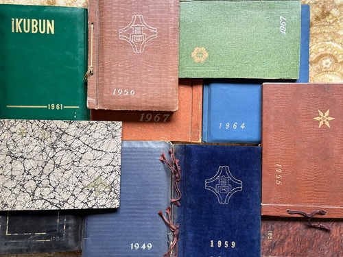 �V���� ���ƃA���o���܂Ƃ߂�11���Z�b�g