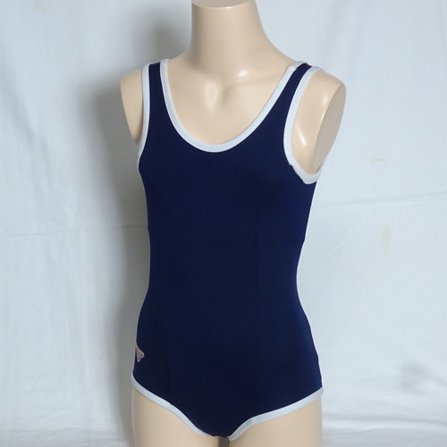 [�s��] T1082�@�X�N�[�������@140�T�C�Y�@�l�C�r�[