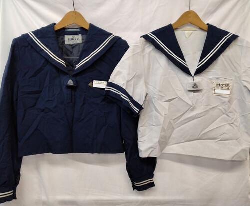 �Ȗ،� �yK3390�z�p�����w�Z�@�Z�[���[���@2�_�@�l�[���v���[�g�ƃo�b�W�t��