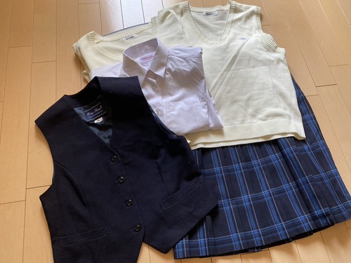 �����s �y002�z�����Ɛ���w�������q�����w�Z ���q����5�_