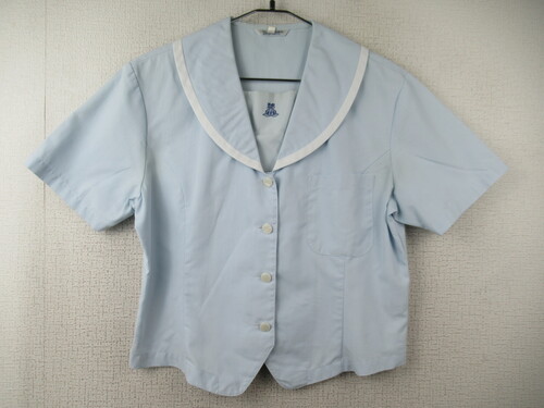 �{�茧 0315�@140�@�����w�@ �ăZ�[���[�㒅 ���F�n �O�{�^��