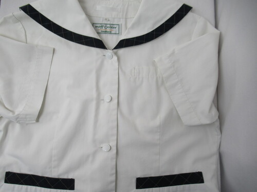 ������ 0324�@220�@�{�����w �ăZ�[���[�㒅 �O�{�^��