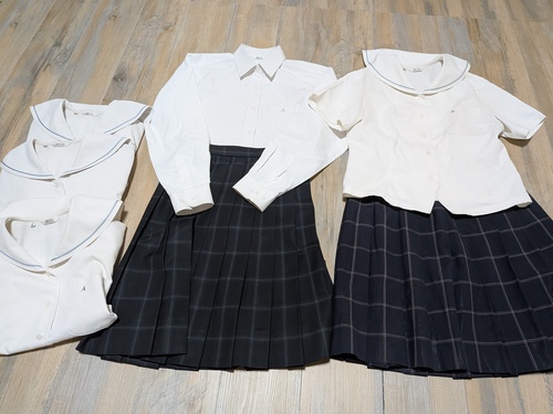 ���R�� �q�~�s���V�钆�w�Z ���q�㉺�Z�b�g