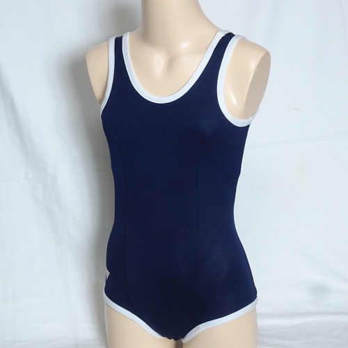 [�s��] T1102�@�X�N�[�������@150�T�C�Y�@�l�C�r�[