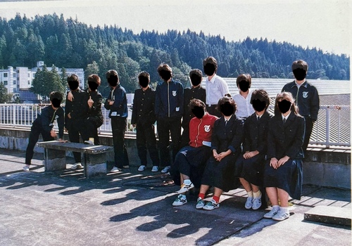 �V���� 1986�N �V������ �\���������w�Z ���ƃA���o��