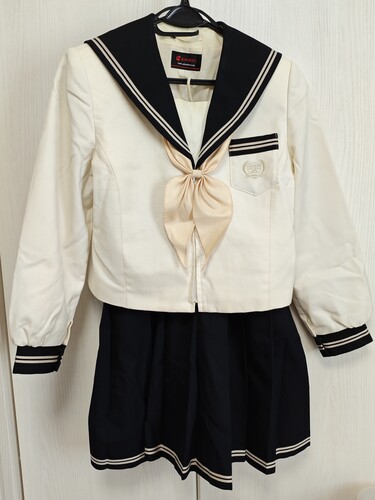 ��t�� ��t���@��꣍��Z �u���U�[ �~�E�����Z�[���[ �āE�~�X�J�[�g�@�J�[�f�B�K���@�S8�_�Z�b�g