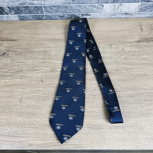 ���{ �y���i�z���{��3�ʂ̐i�w�Z�@���{���@�V�������Z�@�l�N�^�C