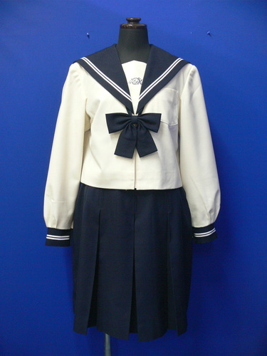 �a�̎R�� �J�q���Z�@�t���Z�b�g�@�N���[���F�̓~�Z�[���[�{�āE���ԕ�