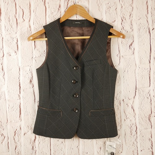 [�s��] 1056�@�V�i�@OL������@7��