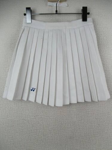 [�s��] 0779�@200�@�e�j�X�X�R�[�g YONEX 61 ��