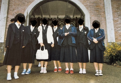 �k�C�� 1987�N ����s�� �΂��u���w�Z ���ƃA���o��