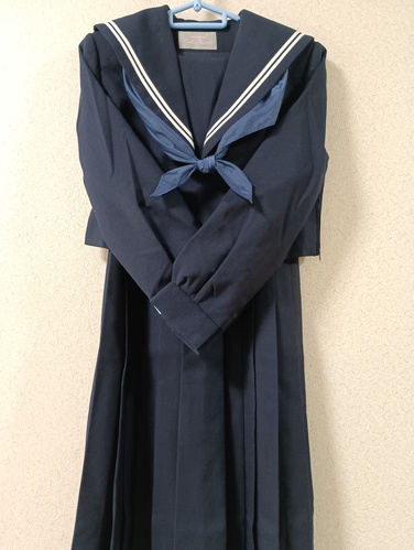 ������ �����s���@�ȓc���w�Z�@���E�Z�[���[���㉺�Z�b�g[002658-1]