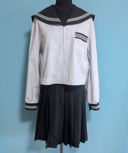 [�s��] 7-38�����G����3�{���C���̒��ԃZ�[���[�@�g��57�����y����T�C�Y�z