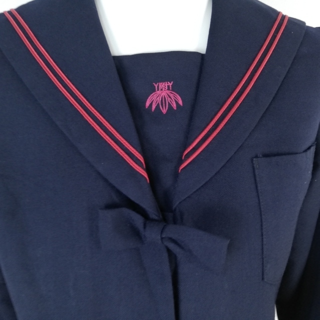 制服市場 宮崎県 公立 宮崎大学教育学部附属小学校 冬服セーラー服 スカート 校章刺繍あり 上下セット