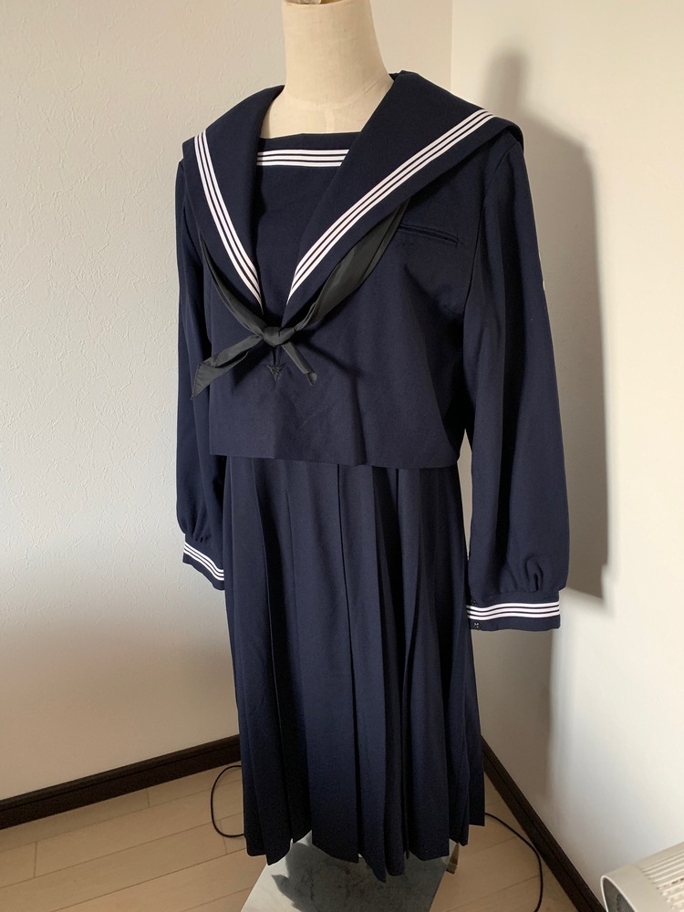 制服市場 - 福岡県 九州女子高校 旧制服