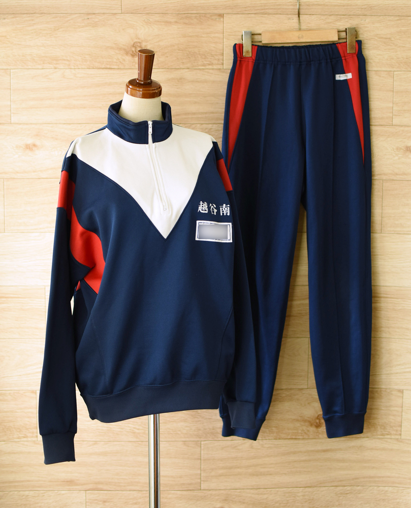 最終値下げ！越谷市立南中/男子制服/学ラン上下(新品ボタン付) 最終値下げです 学生服 学ラン 上下 170A 黒 金ボタン｜Yahoo!フリマ