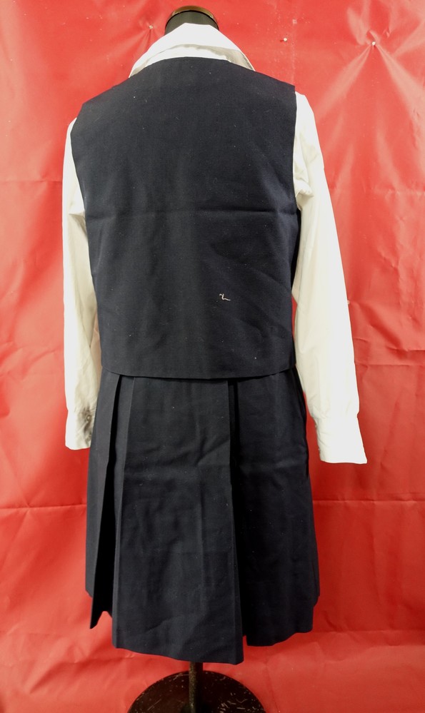 制服市場 8897 神奈川県 横浜市立富岡中学校 女子 制服 上下 5点セット ジャケット スカート ベスト ブラウス 紺