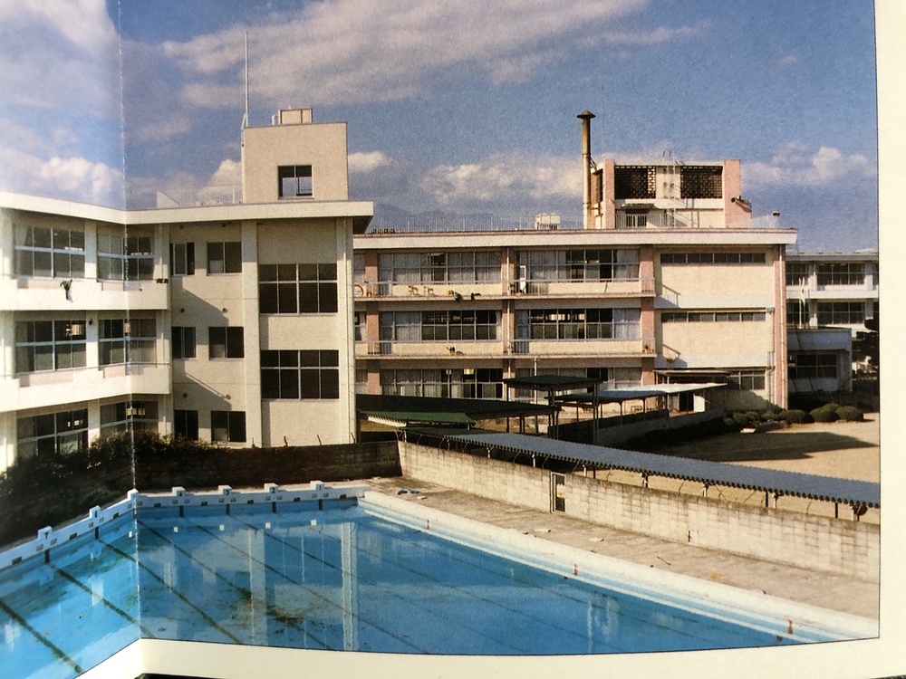 制服市場 栃木県 栃木県立黒磯高等学校の卒業アルバム （1987年度 6クラス）