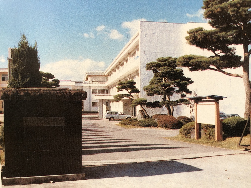 制服市場 栃木県 栃木県立黒磯高等学校の卒業アルバム （1987年度 6クラス）