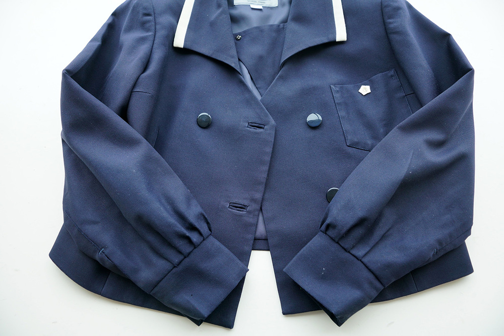 愛知県立宝陵高校 [現行制服セット] 冬服 胸当て付きのジャケット