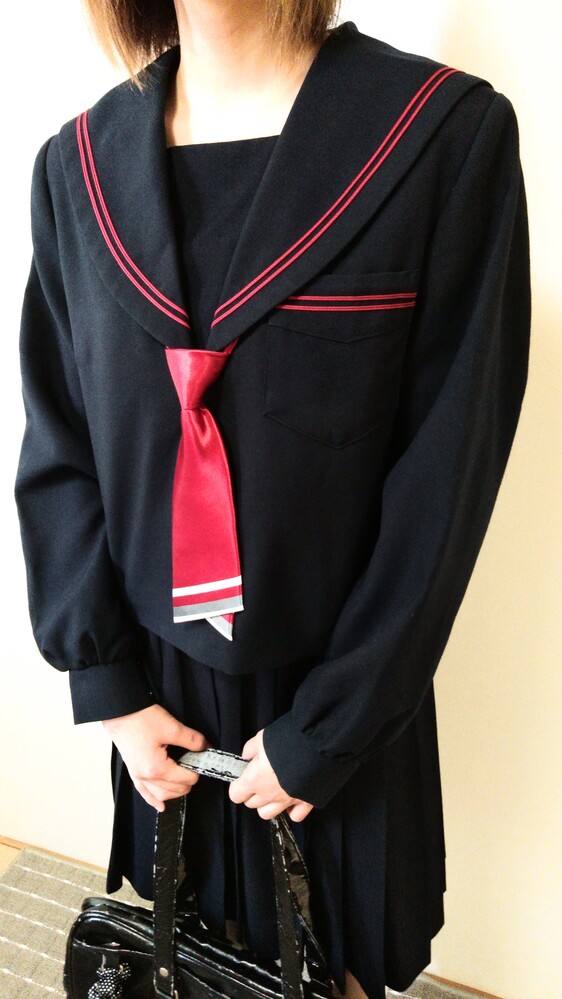 制服市場 兵庫県 兵庫県三木市立星陽中学校冬セーラー&神戸市立広陵中学校冬スカートコラボセット華麗なエンジ基調