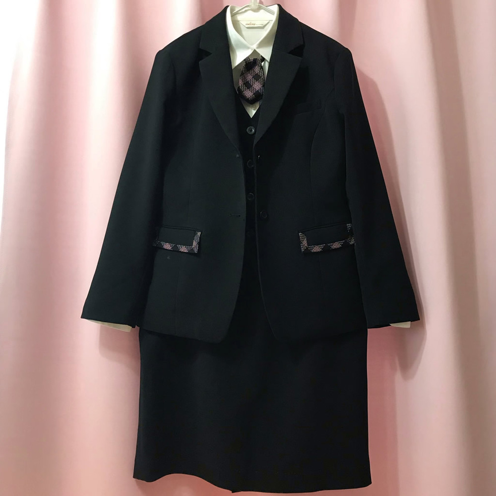 福岡県 イベントコンパニオン【旧制服】ジャケットとベストとタイトスカート 冬制服セット 11号サイズ 送料込