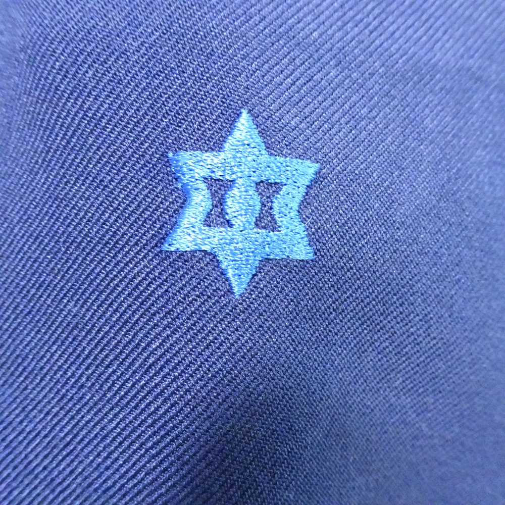 制服市場 247☆和歌山県橋本市立 紀見東中学校 白2本ラインの冬セーラー 前開き サイズ160A