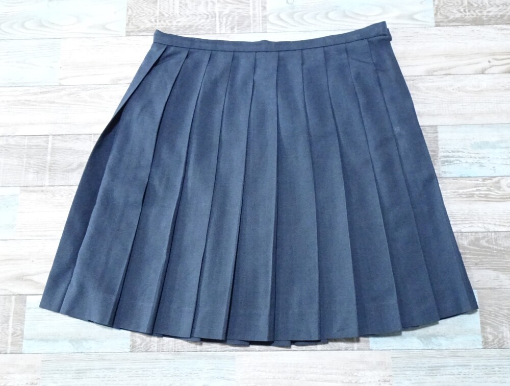制服市場 - [不明] 3-218☆ELLE☆特大サイズ 裏地付 グレーの夏スカート ウエスト80～86cm