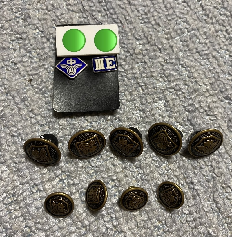 制服市場 [不明] 名札 校章 学年章 学ランボタン